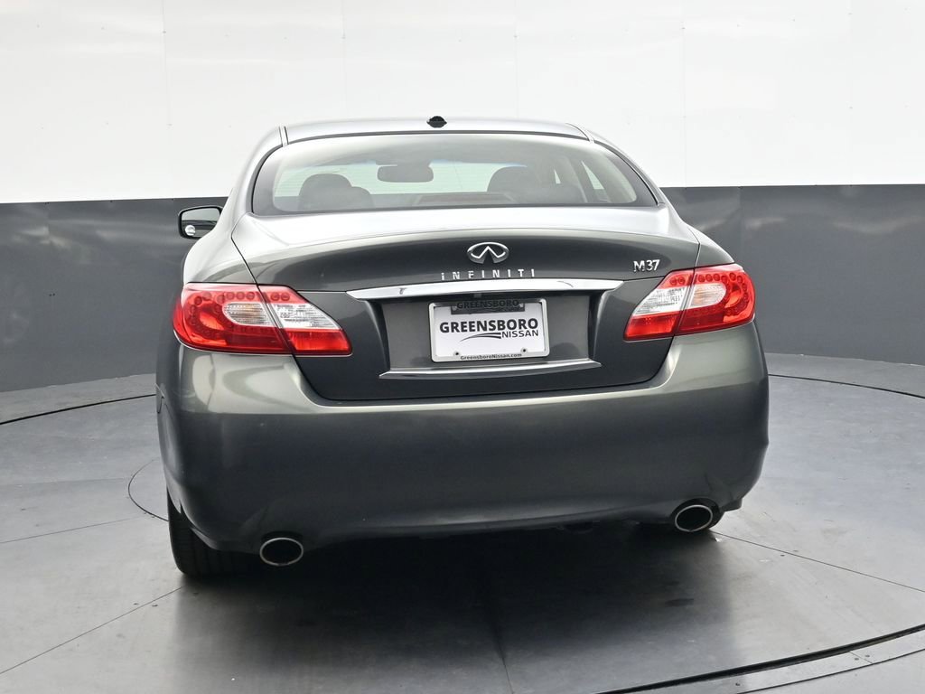 Used 2011 INFINITI M37 w/ Premium Pkg image 5