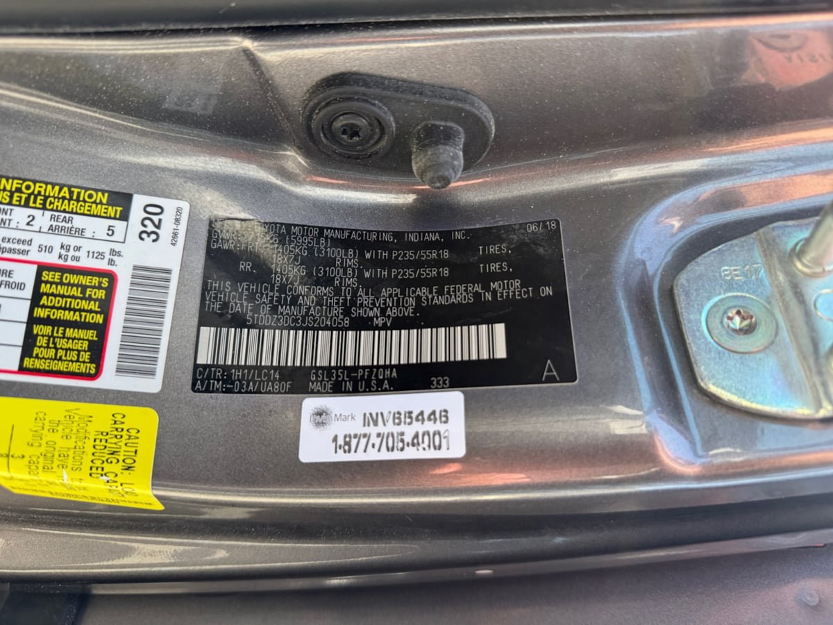 Used 2018 Toyota Sienna XLE w/ XLE Navigation Package AWD/4WD image 22