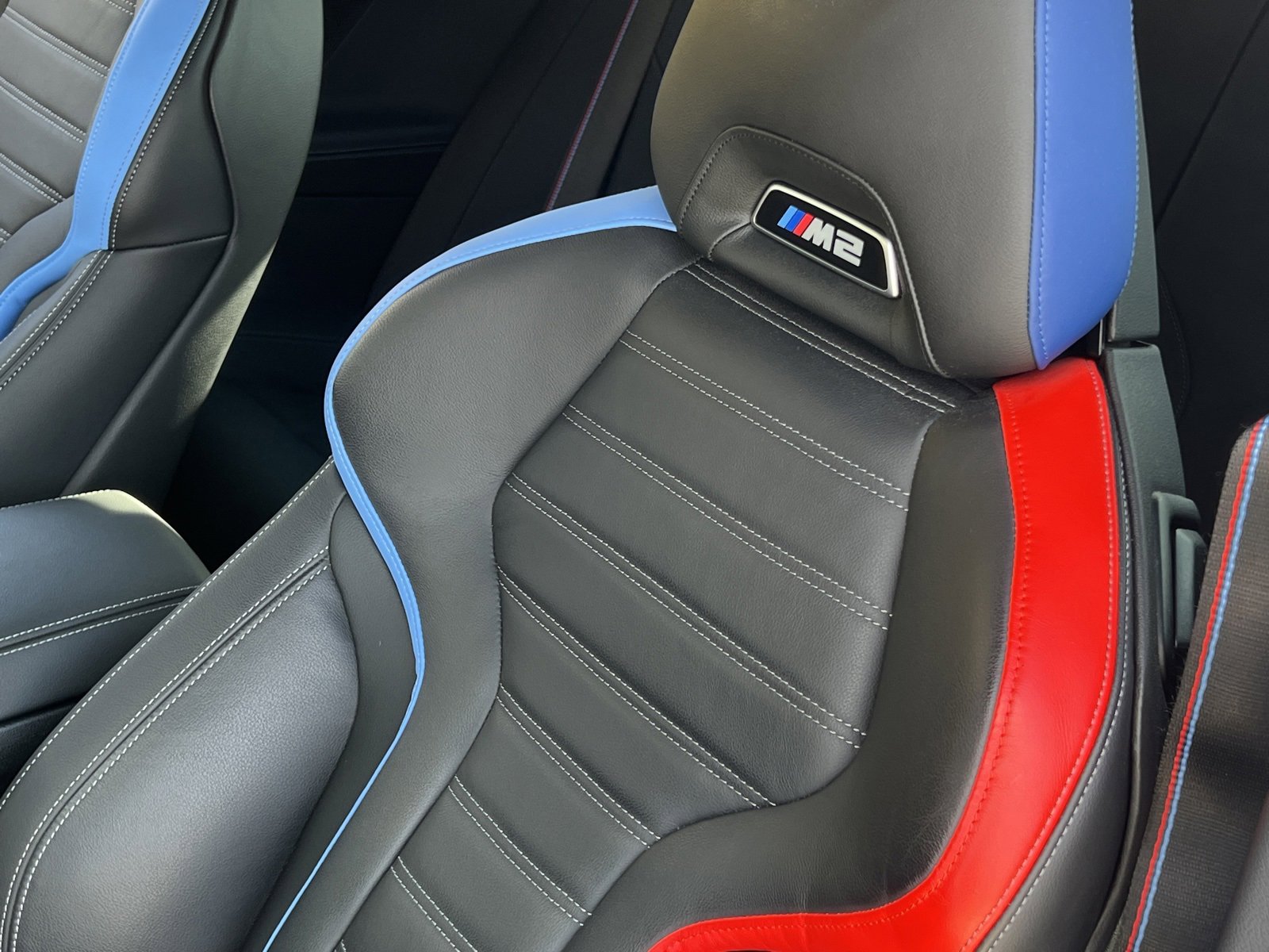 Used 2023 BMW M2 w/ Lighting Package image 33