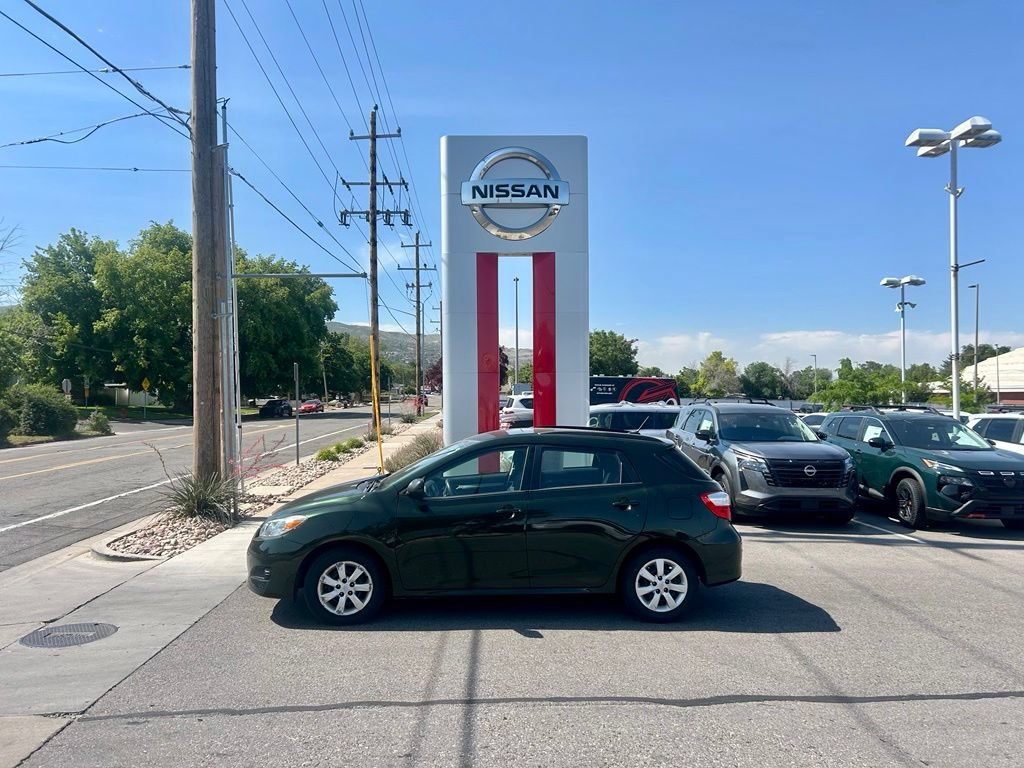 Used 2011 Toyota Matrix S AWD/4WD image 1