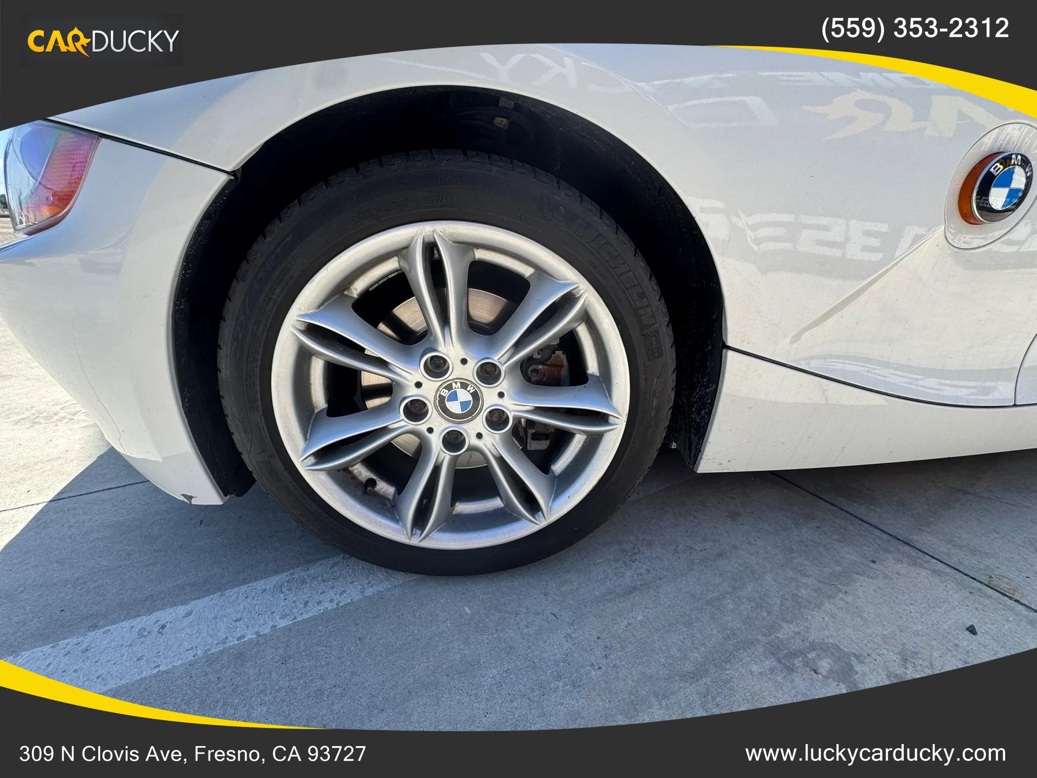 Used 2004 BMW Z4 3.0i RWD image 19