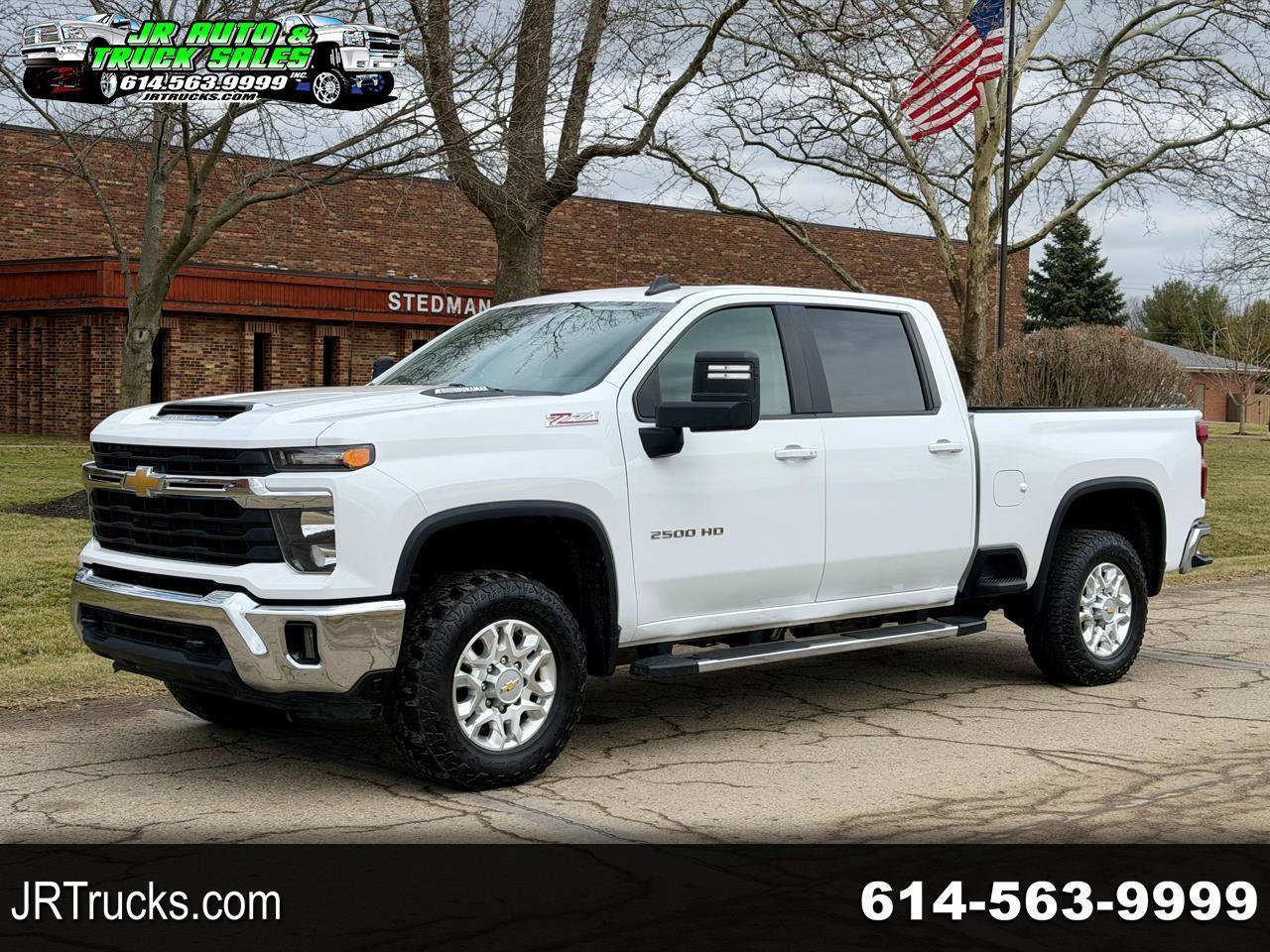 Used 2024 Chevrolet Silverado 2500 LT image 1