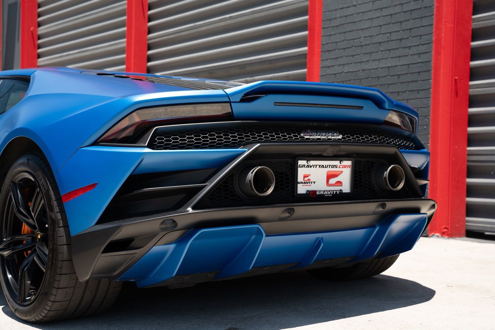 Used 2020 Lamborghini Huracan EVO RWD image 10