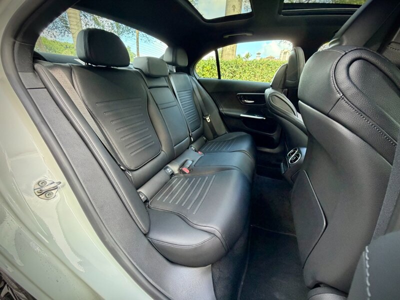 Used 2023 Mercedes-Benz C 300 Sedan image 30