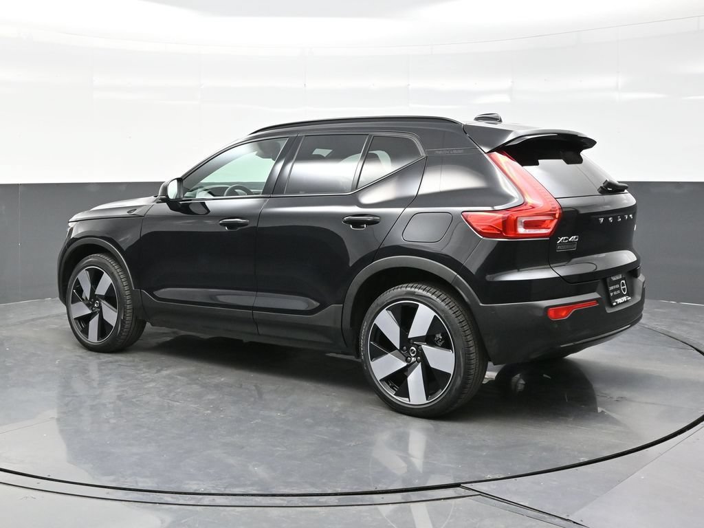 Used 2023 Volvo XC40 Recharge Ultimate w/ Protection Package Premier AWD/4WD image 4