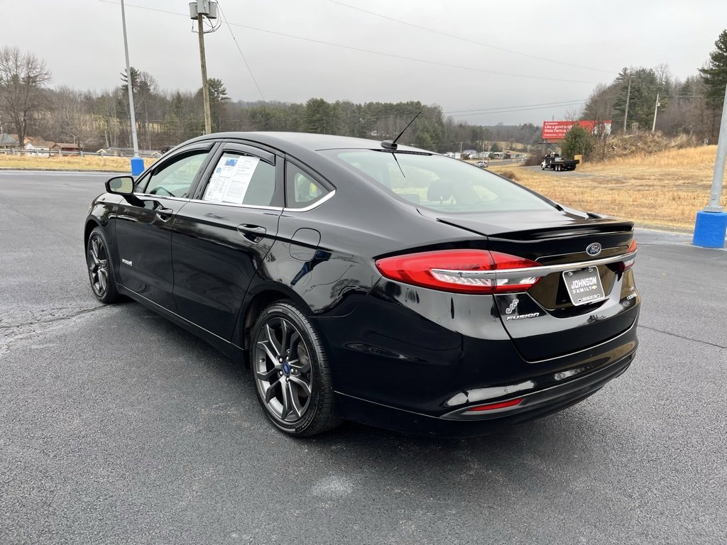 Used 2018 Ford Fusion SE w/ Equipment Group 601A image 21