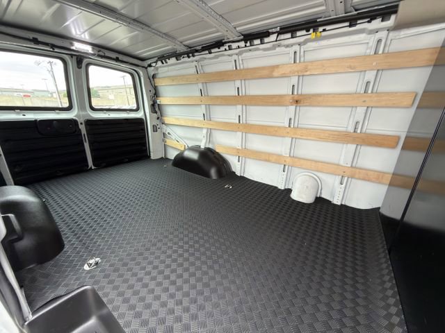 Used 2024 Chevrolet Express 2500 w/ Driver Convenience Package RWD image 25