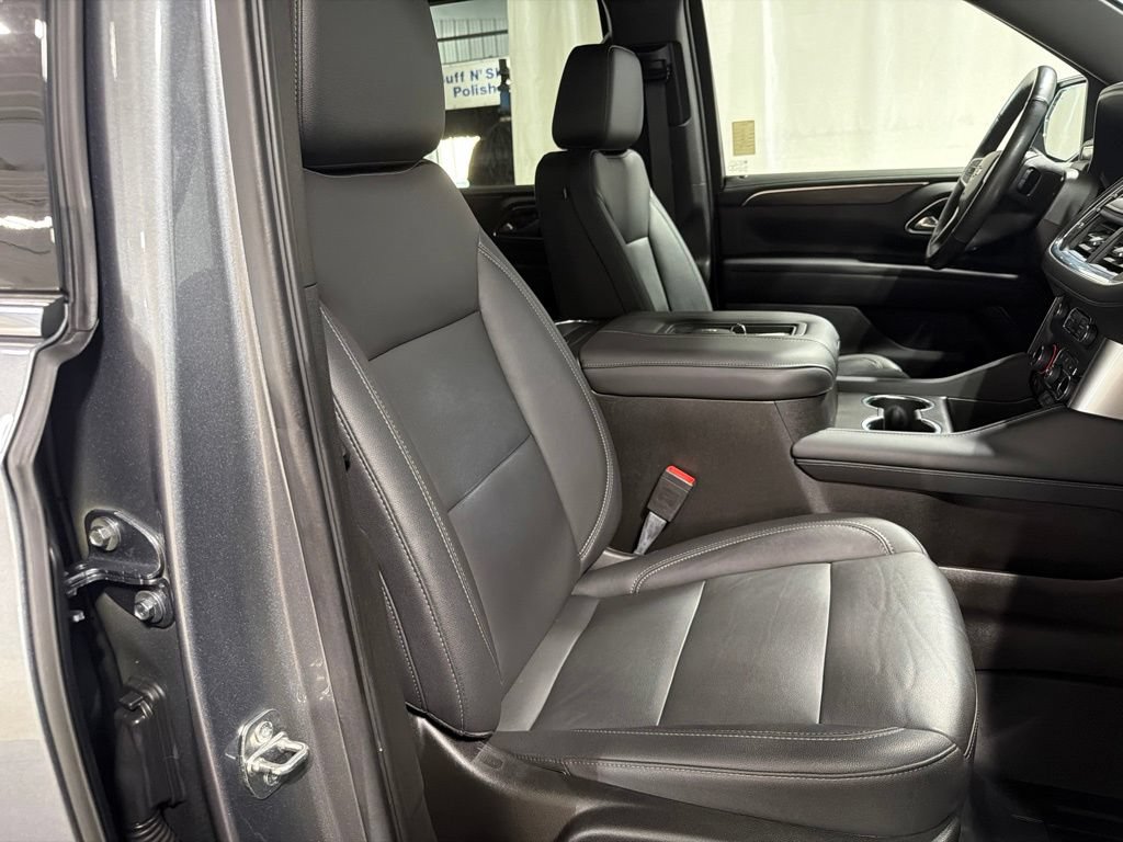 Certified 2021 Chevrolet Tahoe LT w/ Luxury Package AWD/4WD image 23