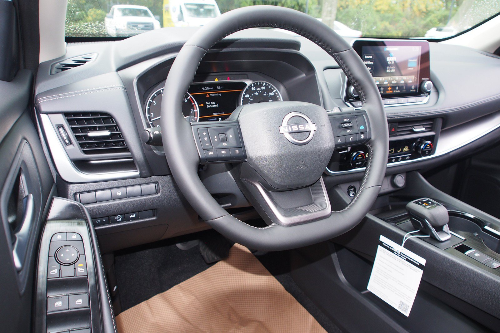 Used 2026 Nissan Rogue SV FWD image 13
