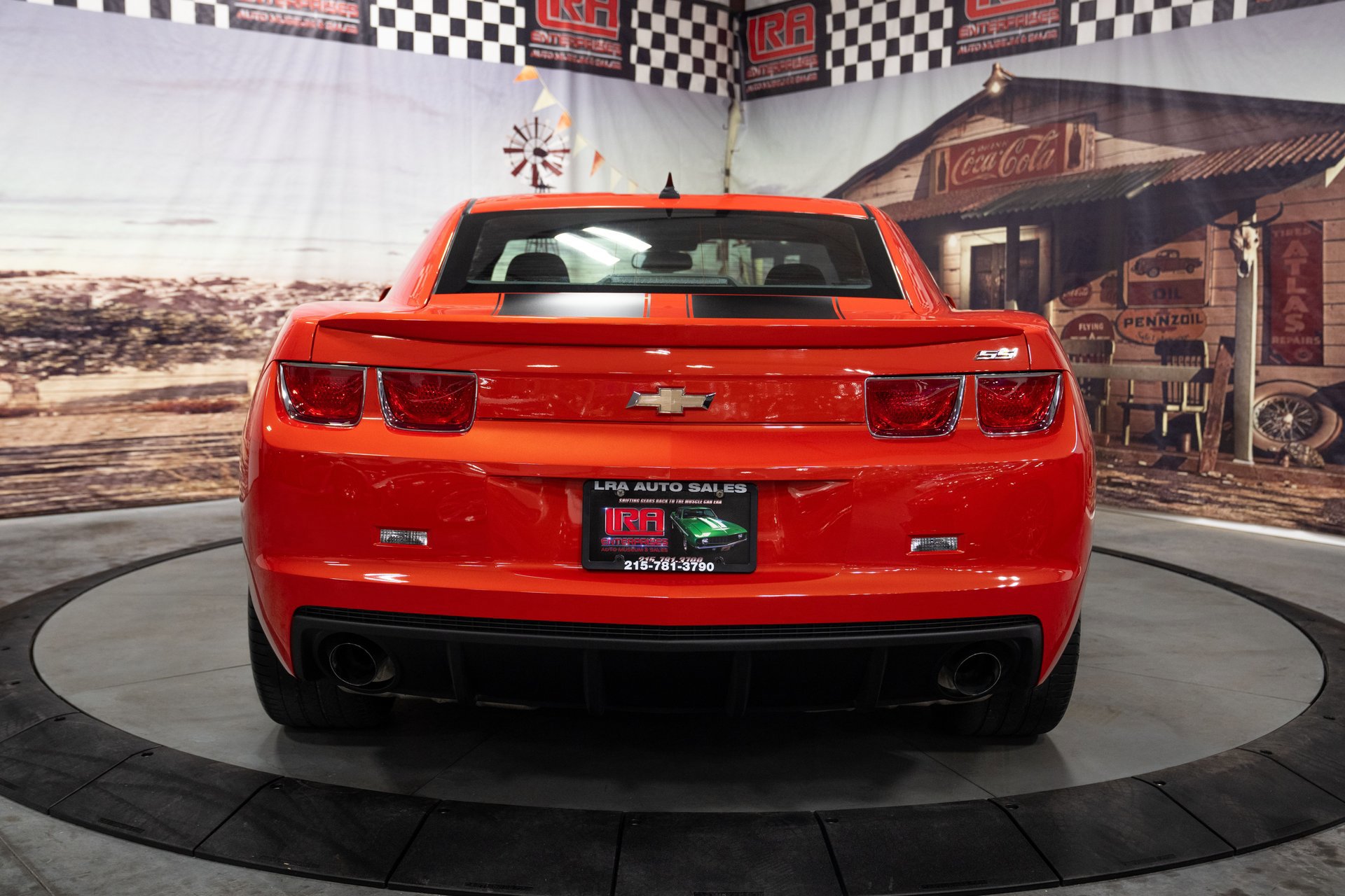Used 2010 Chevrolet Camaro SS w/ Black Stripe Package RWD image 3