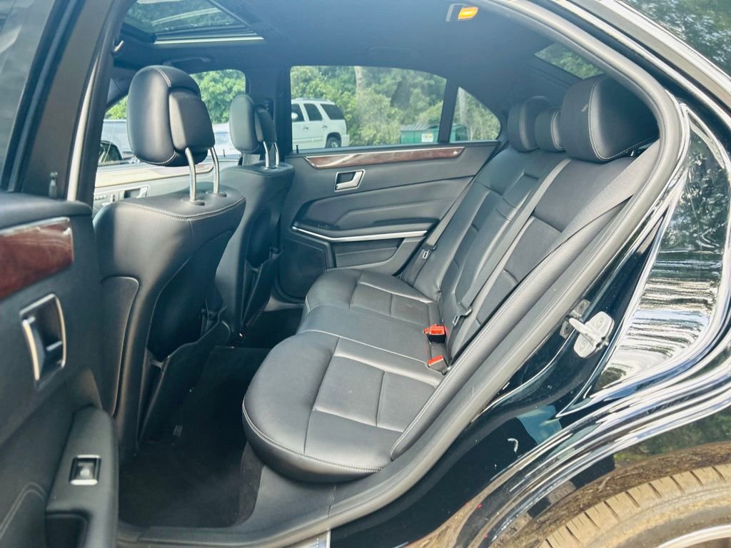 Used 2014 Mercedes-Benz E 350 Sedan image 32