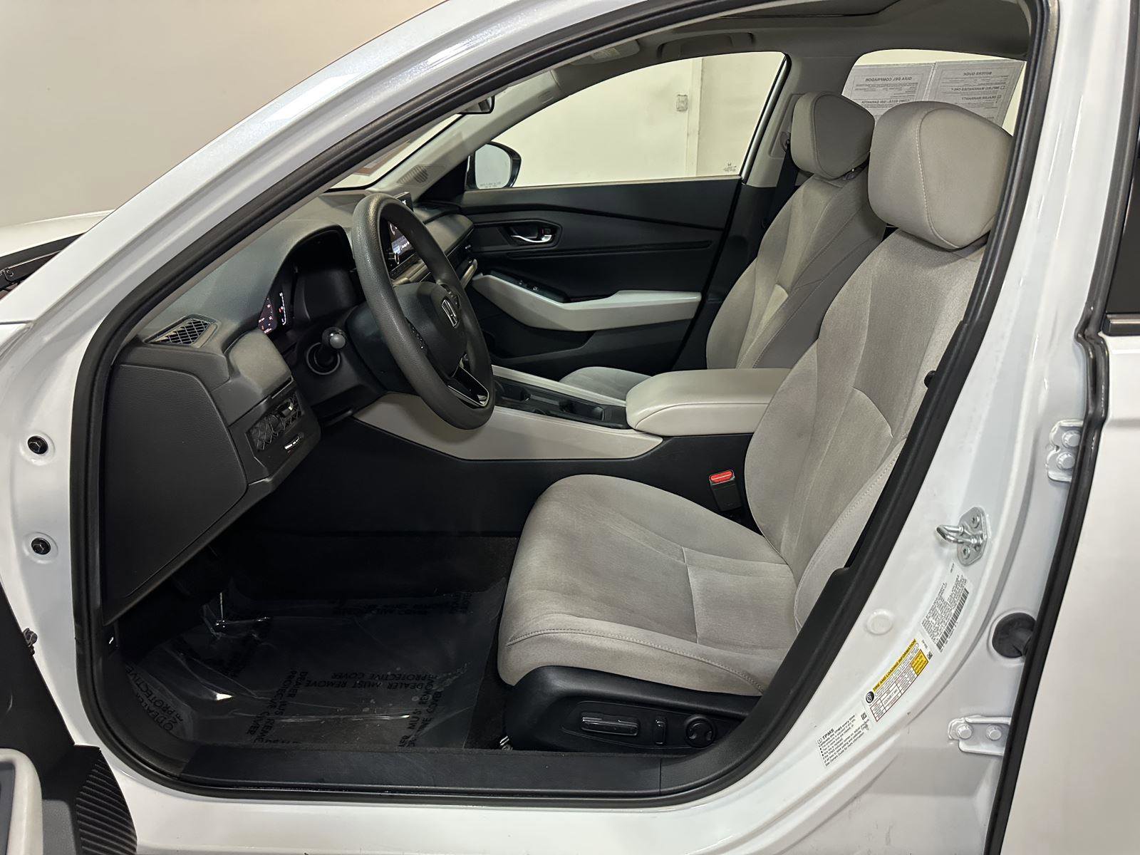 Certified 2023 Honda Accord EX image 22