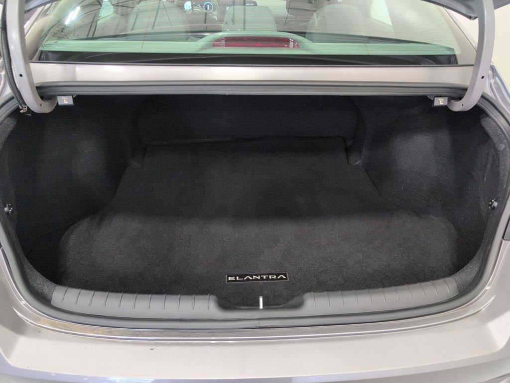Certified 2023 Hyundai Elantra SEL w/ Convenience Package FWD image 23