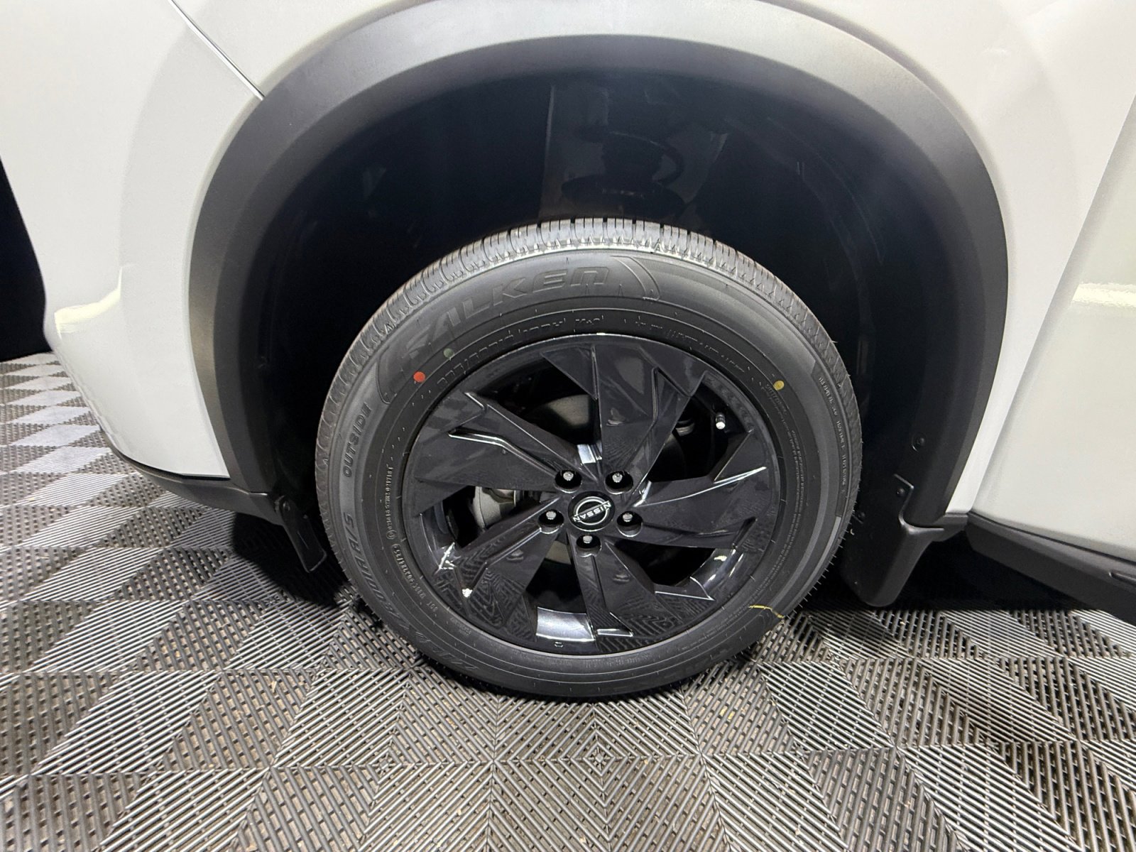New 2026 Nissan Rogue SV FWD image 26
