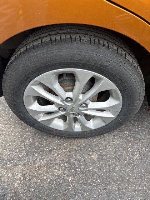 Used 2020 Chevrolet Spark LT image 15