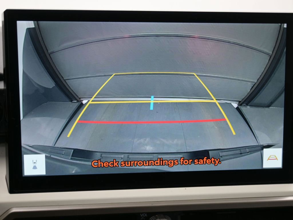 Used 2024 Toyota Tacoma TRD Off-Road image 18