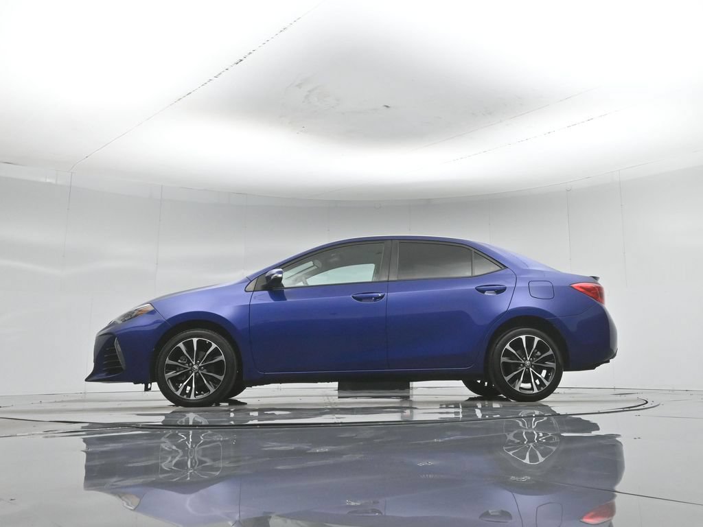Used 2017 Toyota Corolla SE w/ Carpet Mat Package (TMS) FWD image 8