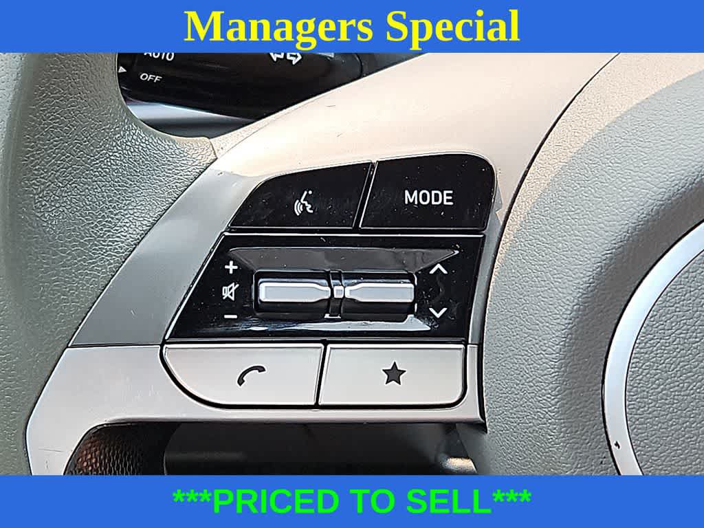 Used 2024 Hyundai Elantra SEL FWD image 19