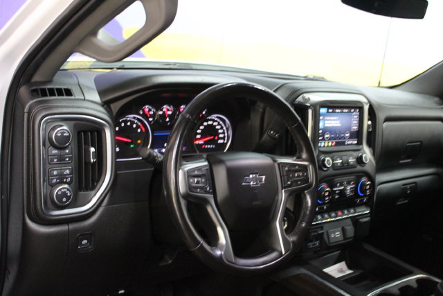Used 2020 Chevrolet Silverado 1500 RST w/ True North Edition AWD/4WD image 14