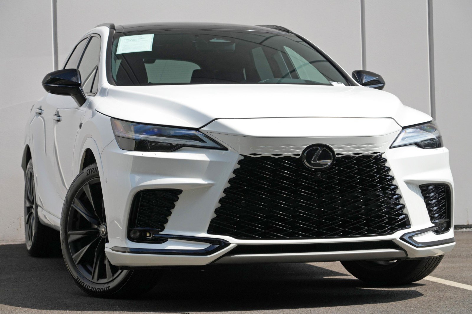 Used 2024 Lexus RX 500h F Sport w/ Convenience Package AWD/4WD image 4