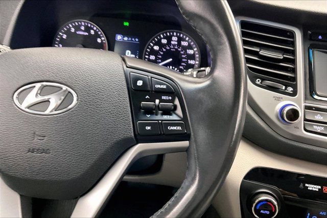 Used 2017 Hyundai Tucson Value AWD/4WD image 22