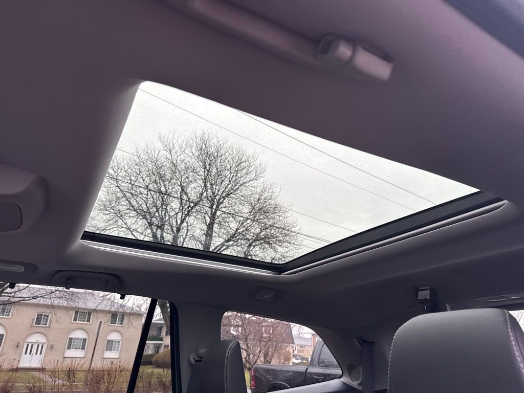 Used 2022 Honda Pilot Elite image 21