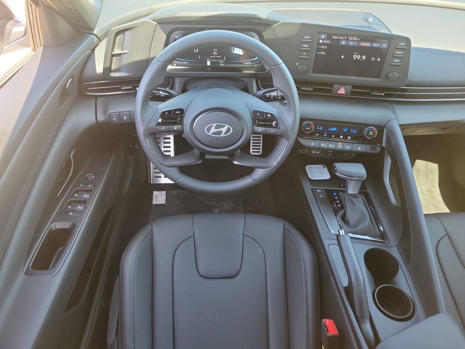 New 2026 Hyundai Elantra SEL Sport FWD image 7