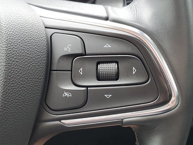 Used 2022 Buick Envision Avenir w/ Technology Package II AWD/4WD image 31