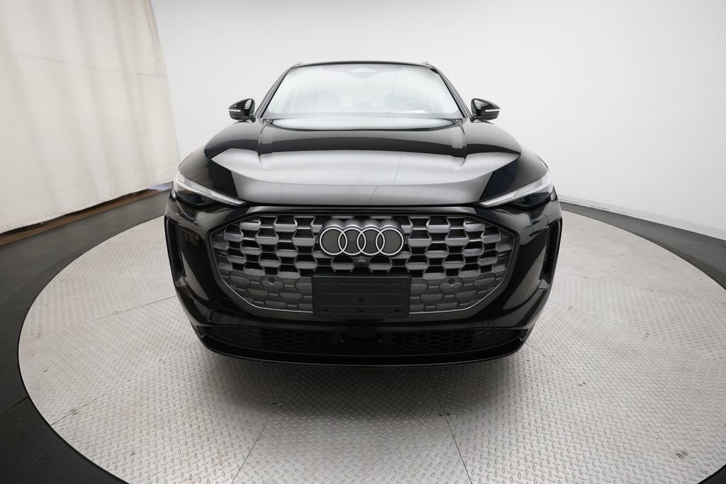 Used 2025 Audi Q5 Premium w/ Convenience Package AWD/4WD image 11