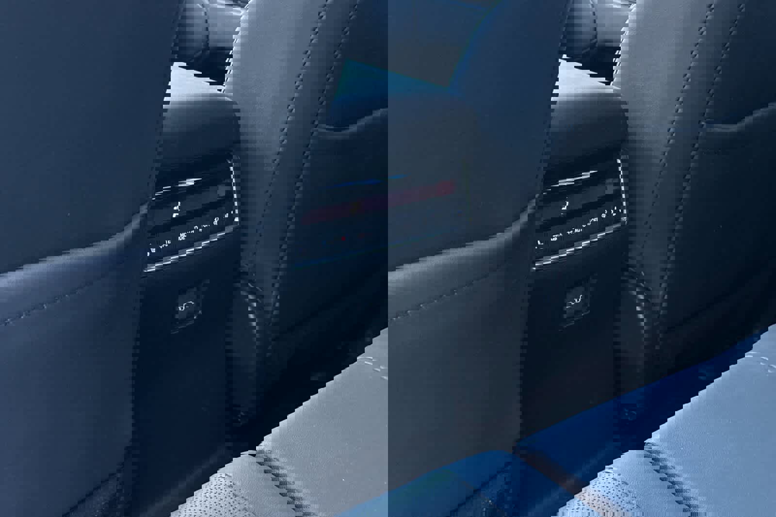 Used 2024 Lexus GX 550 w/ Accessory Package (Z1) image 14