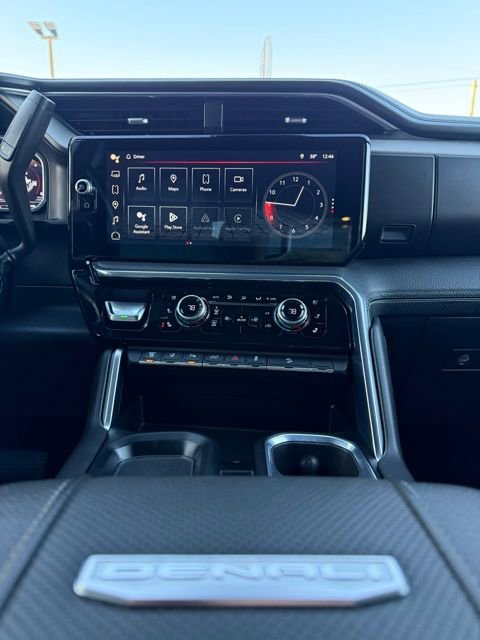 Used 2024 GMC Sierra 2500 Denali w/ Denali Reserve Package image 30