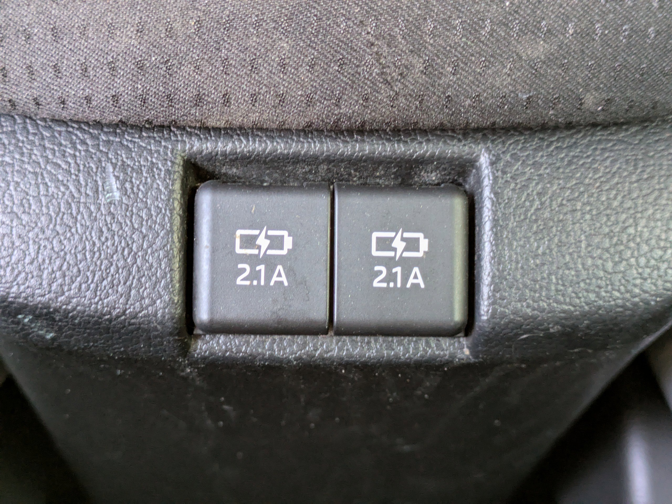 Used 2020 Toyota Prius LE image 15