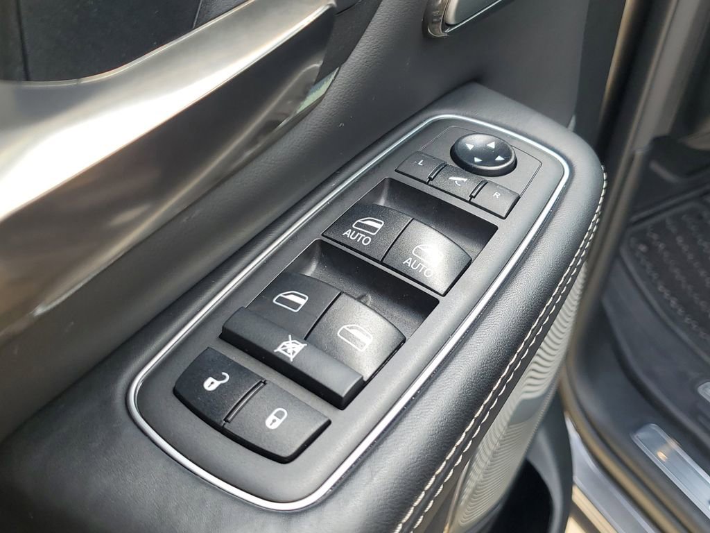 Used 2021 RAM 1500 Limited w/ Night Edition image 21