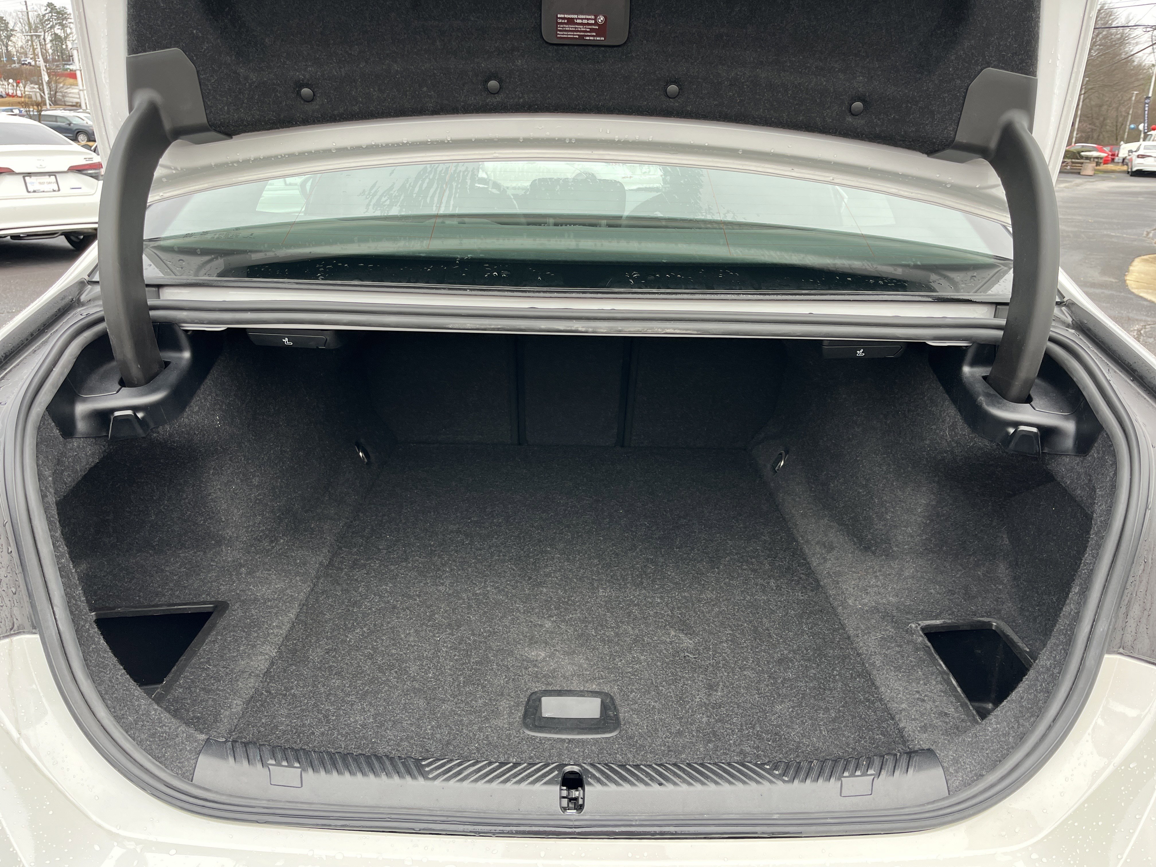 Used 2025 BMW i5 eDrive40i image 27