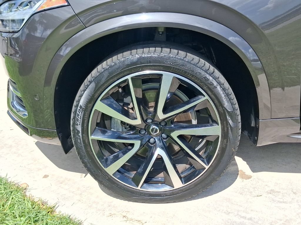 Certified 2023 Volvo XC90 B6 Plus AWD/4WD image 3