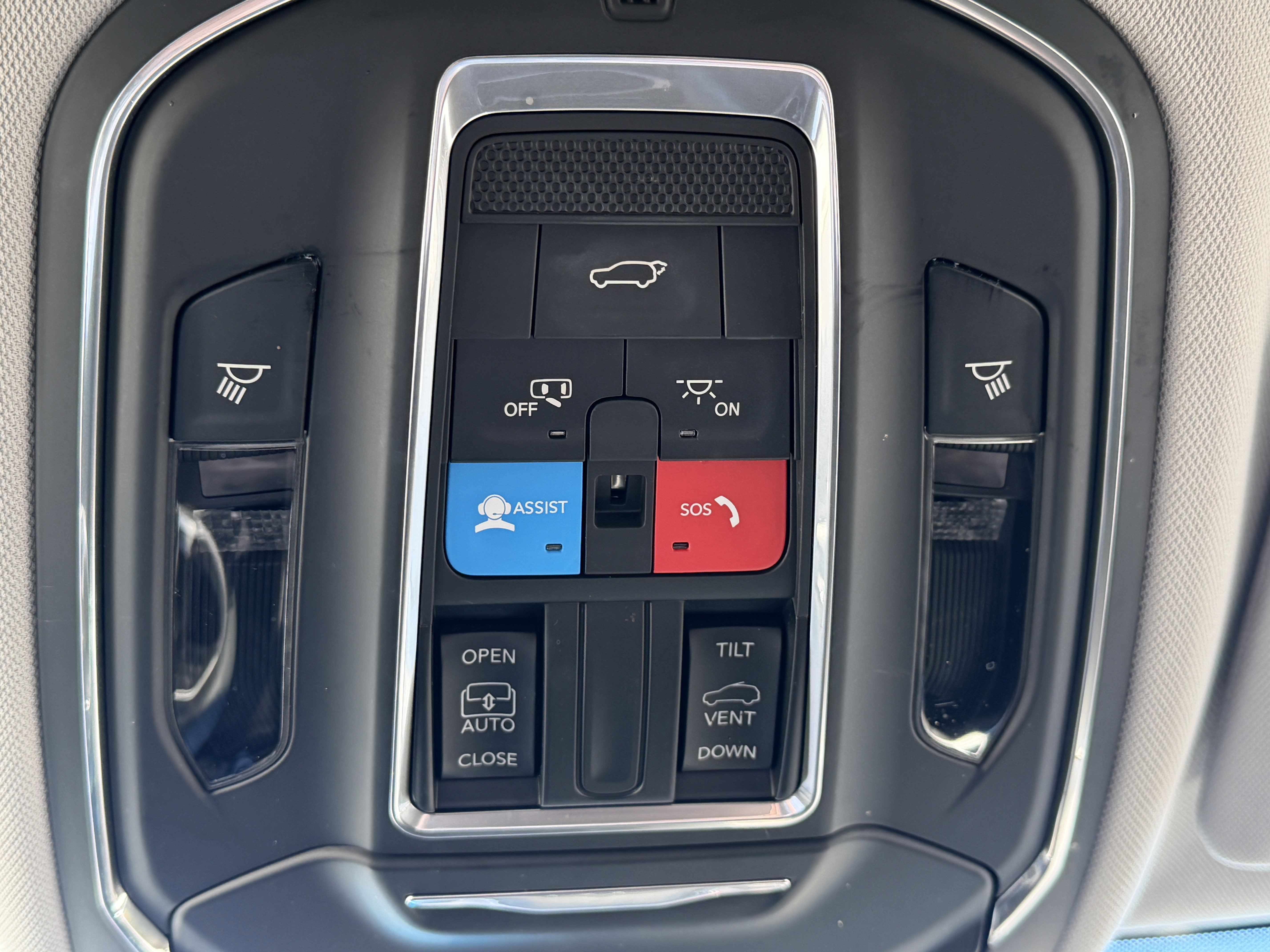 Certified 2023 Jeep Grand Cherokee L Laredo w/ Luxury Tech Group I image 30