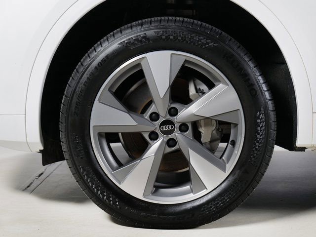 Used 2023 Audi Q5 Premium AWD/4WD image 31