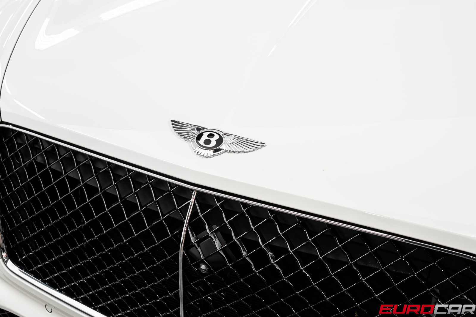 Used 2024 Bentley Bentayga AWD/4WD image 9