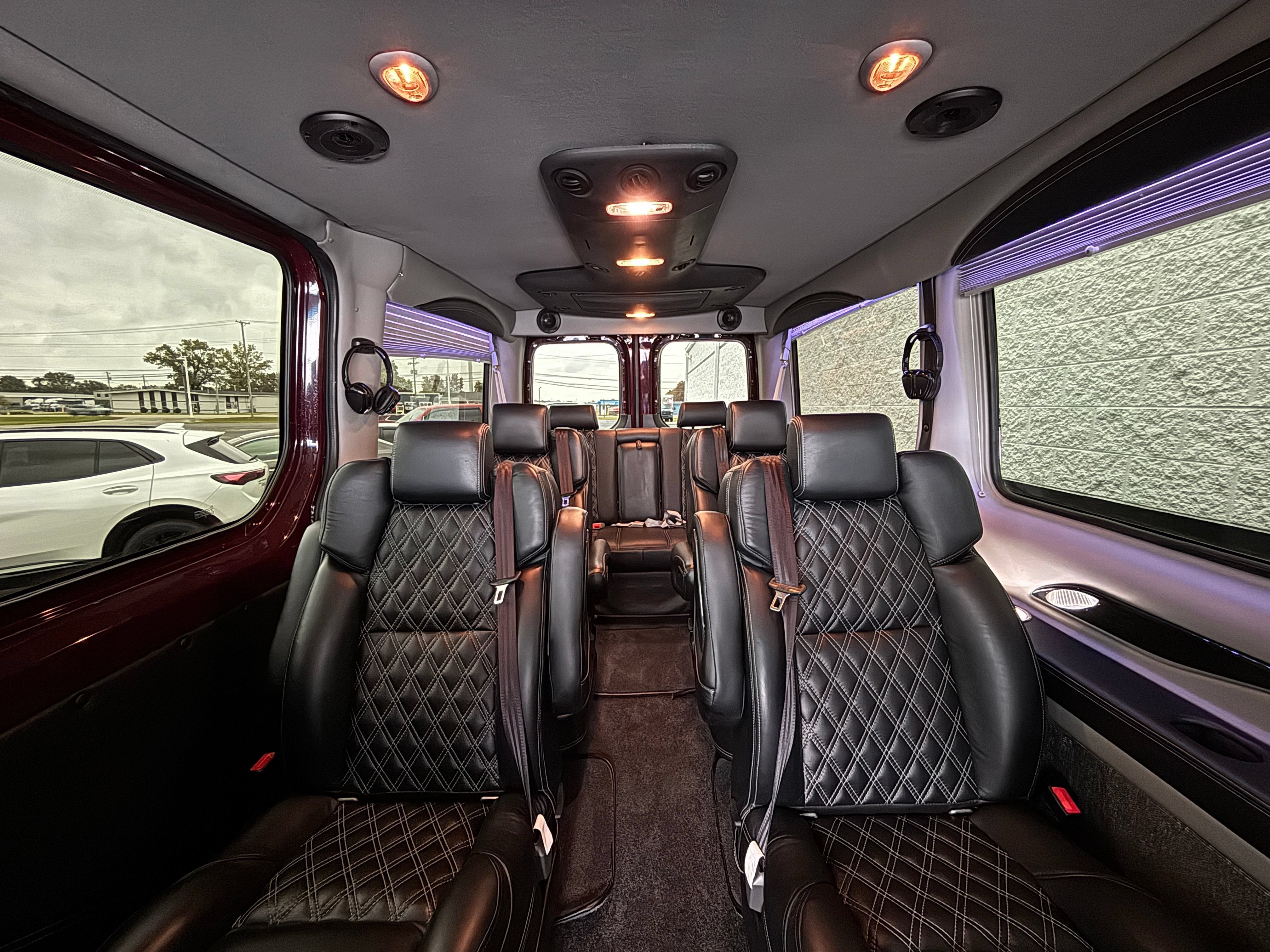 Used 2024 Mercedes-Benz Sprinter 2500 image 4