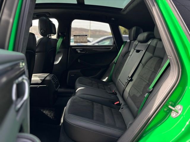 Used 2023 Porsche Macan GTS image 23