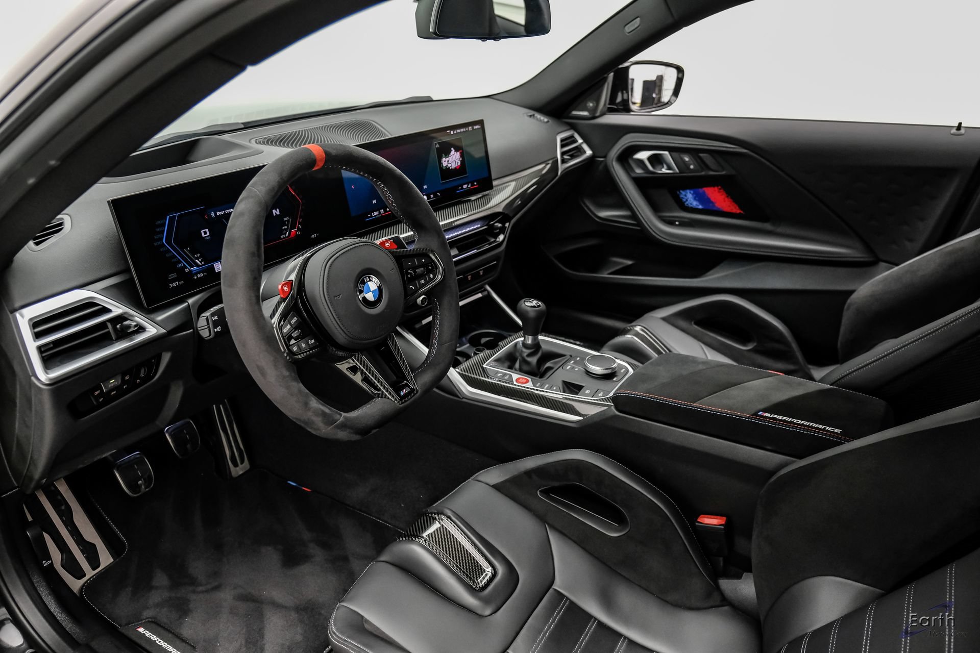 Used 2025 BMW M2 w/ Carbon Package RWD image 2