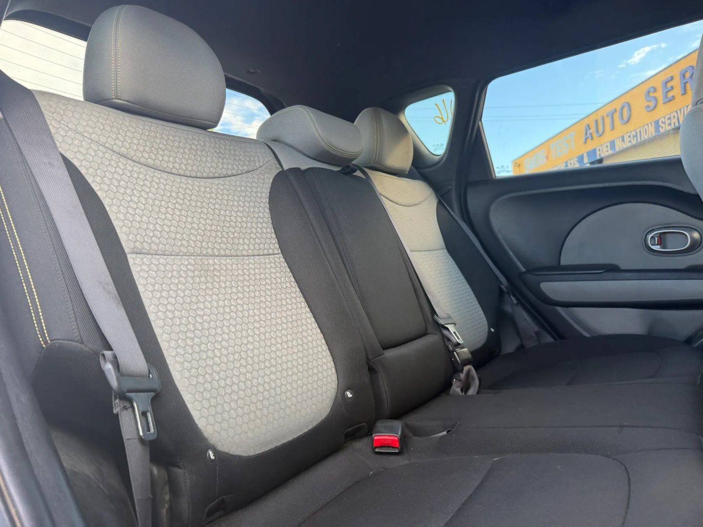Used 2014 Kia Soul + FWD image 18