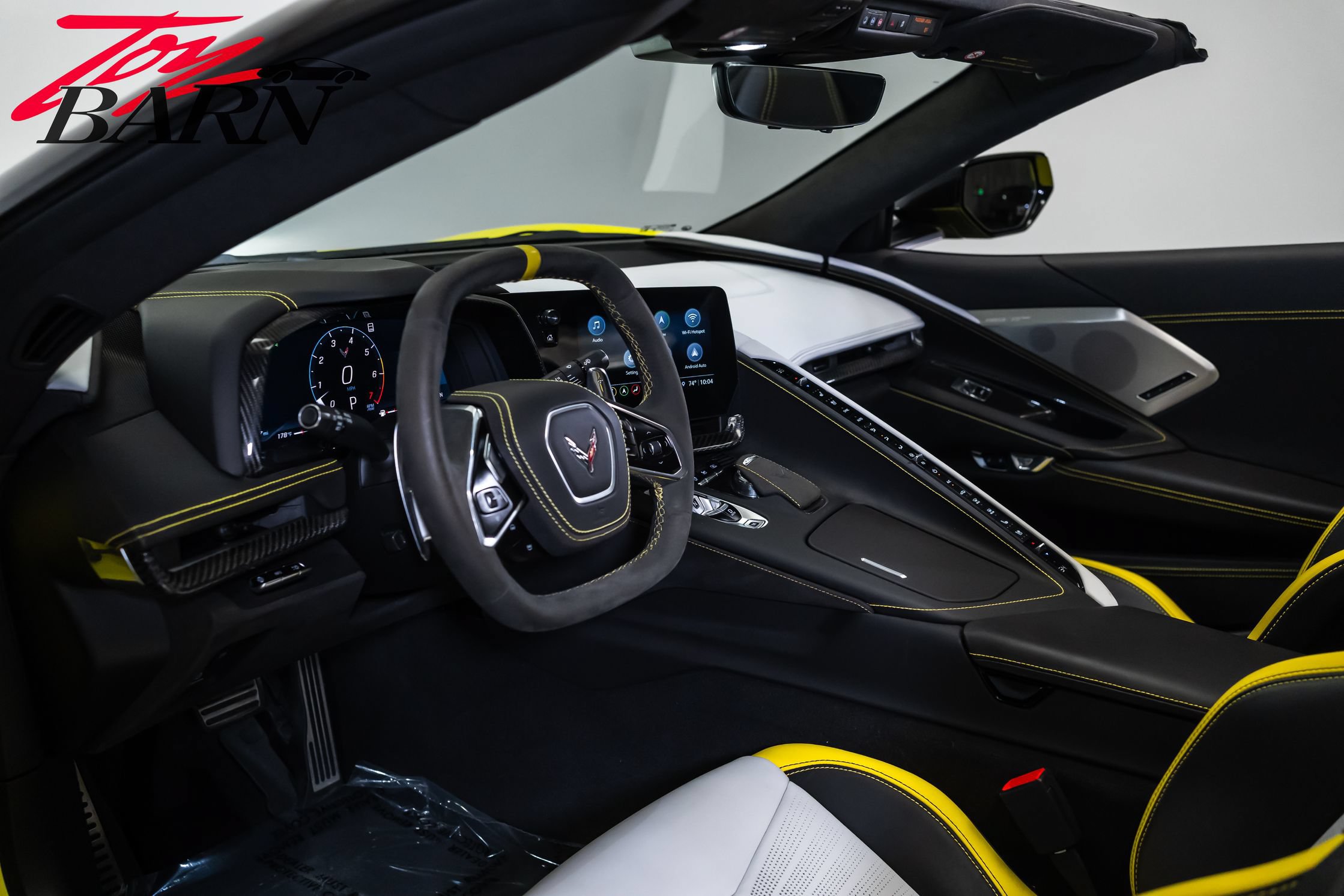 Used 2021 Chevrolet Corvette Stingray Premium Conv w/ Z51 Performance Package RWD image 50