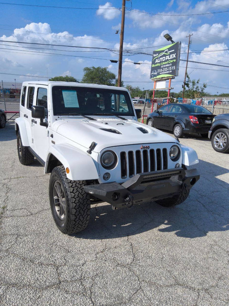 Used 2016 Jeep Wrangler Unlimited Sahara AWD/4WD image 1
