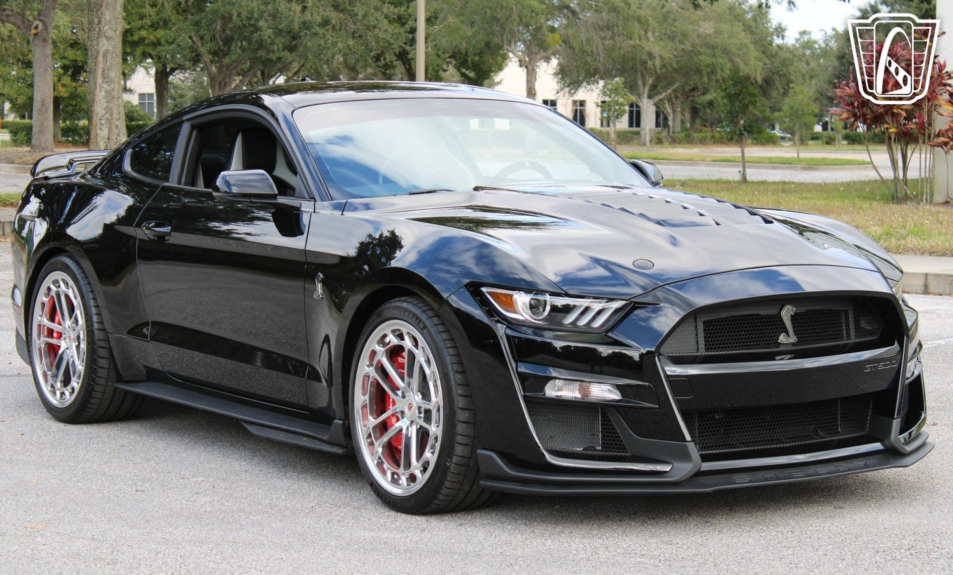 Used 2020 Ford Mustang Shelby GT500 w/ Technology Package image 22