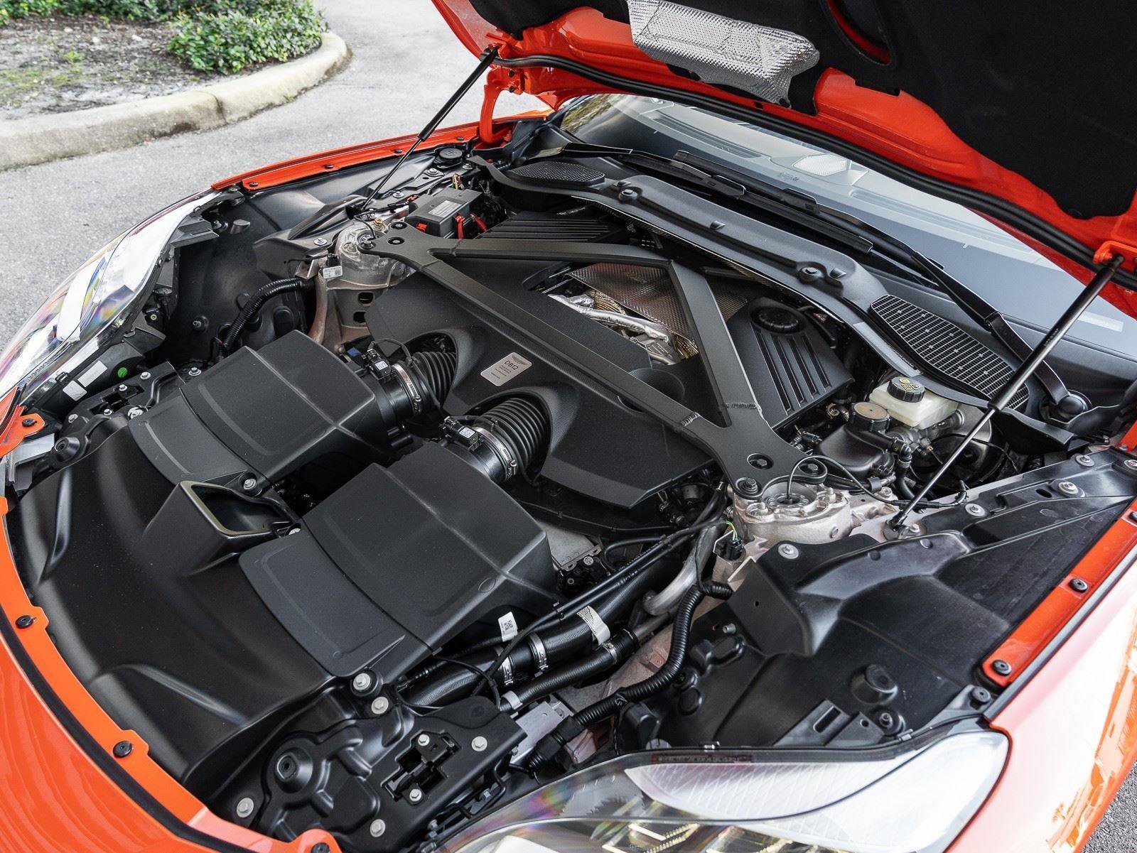 Used 2024 Aston Martin DB12 Convertible RWD image 26
