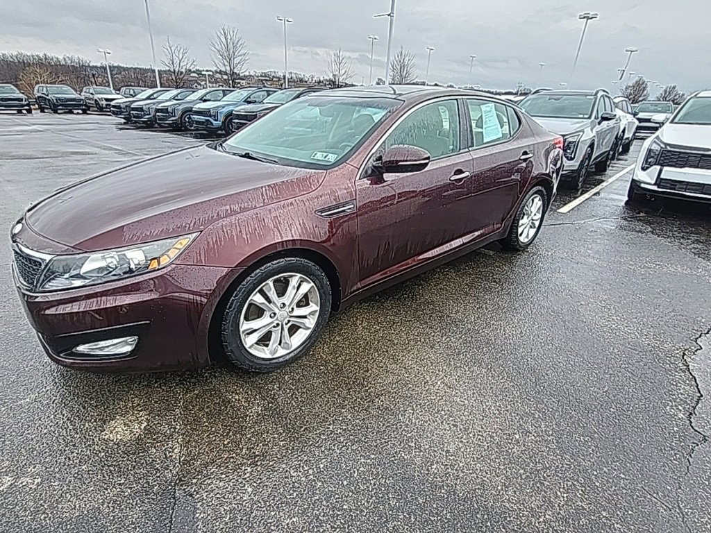 Used 2013 Kia Optima EX w/ Premium Pkg image 2