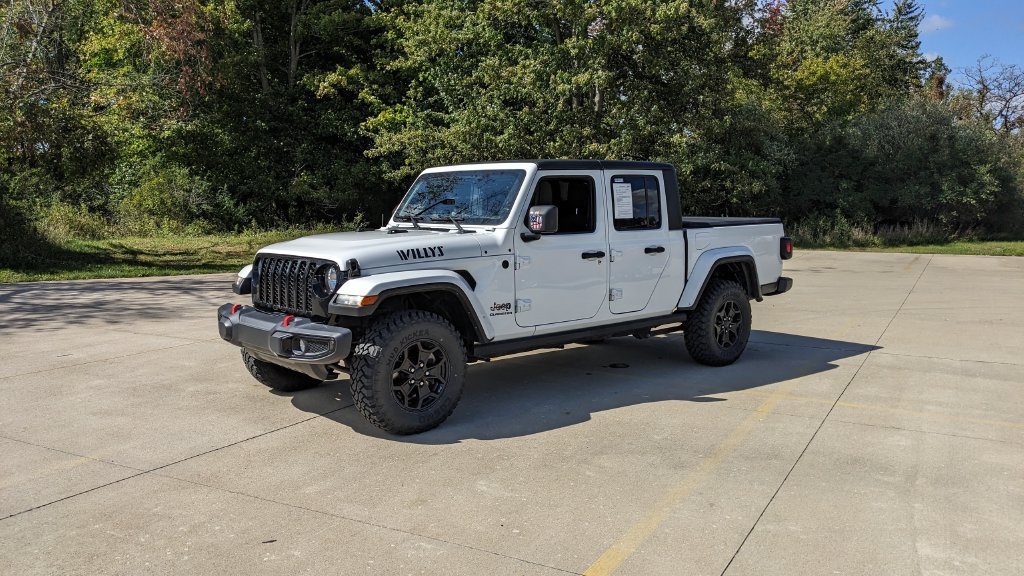Used 2021 Jeep Gladiator Sport AWD/4WD image 7