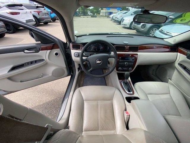 Used 2008 Chevrolet Impala LT FWD image 26