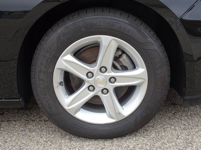 Used 2022 Chevrolet Malibu LS FWD image 27